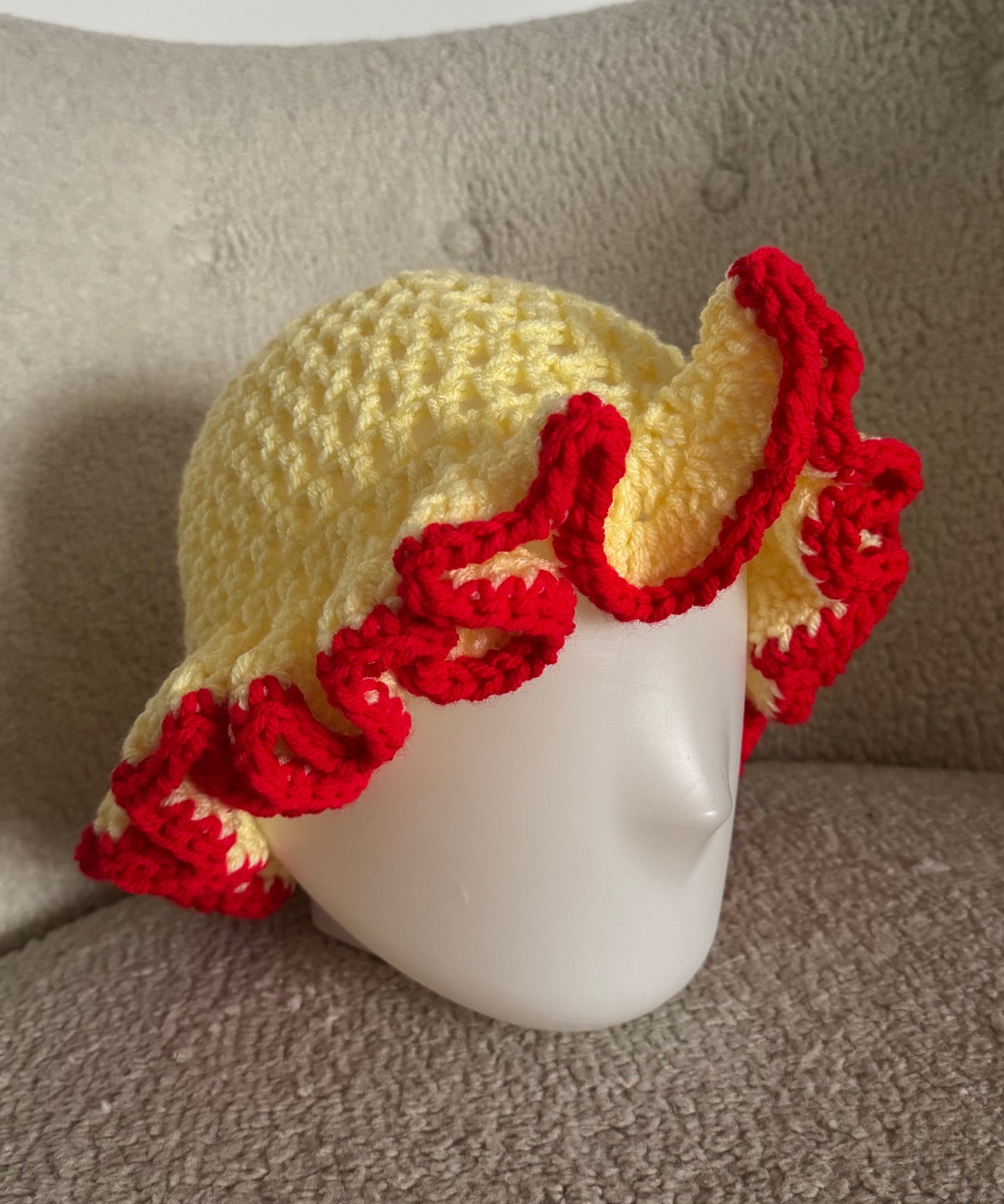 SAMPLE 4 Yellow with Red
